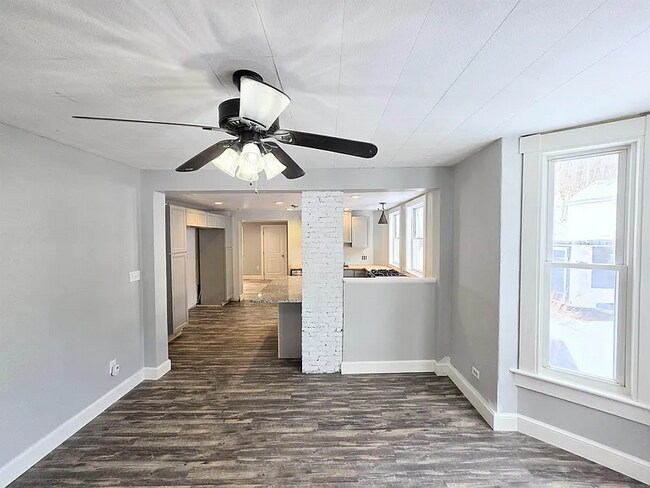 Foto del edificio - 75 Valley St