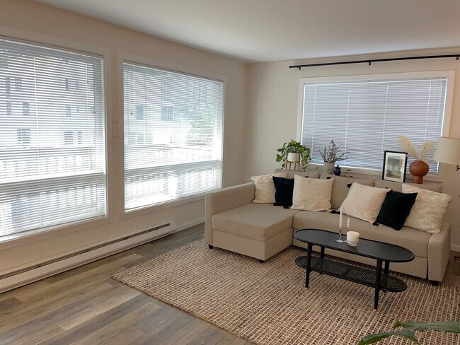 Foto del edificio - 211 3rd St S