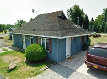 Building Photo - Rapids Estates