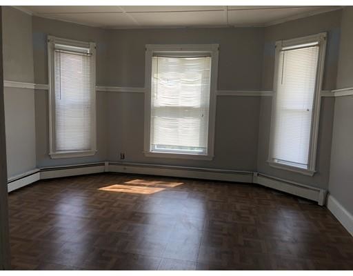Primary Photo - 433 Washington St