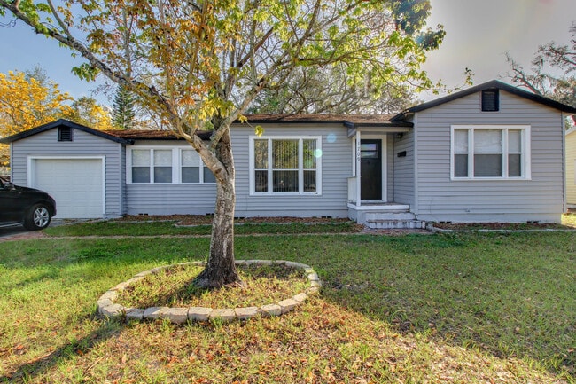 Photo - 1709 N Forest Ave House