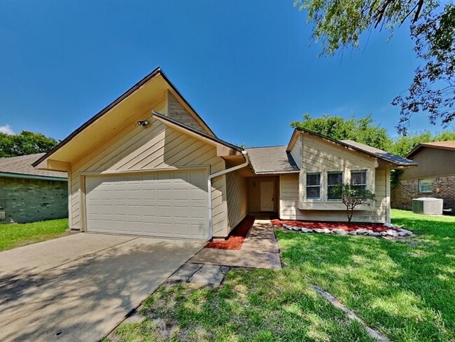 Building Photo - 5121 Parsley Ave