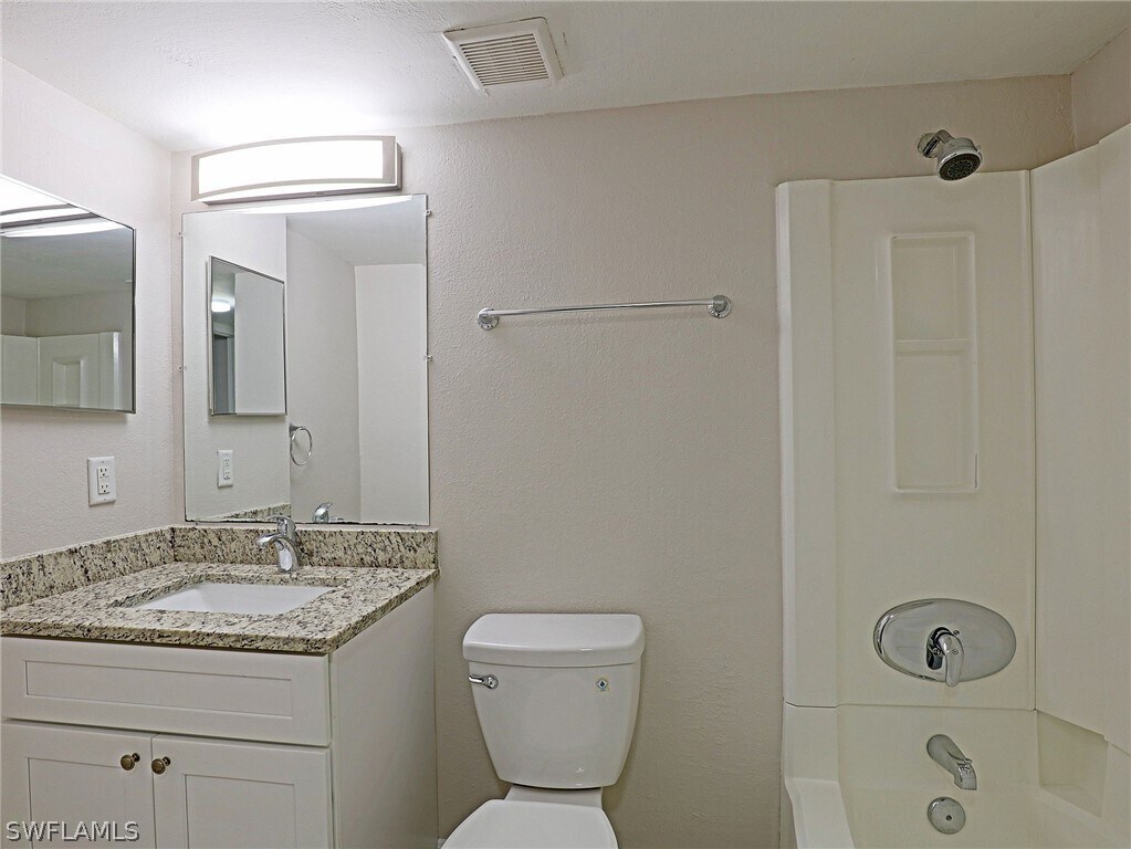 Building Photo - 5305 Summerlin Rd