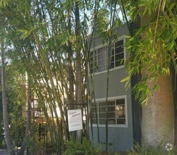 Building Photo - 8616 Holloway Dr
