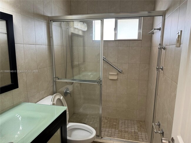 Foto del edificio - 1600 NE 114th St