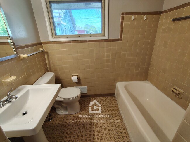 Foto del edificio - 2634 Brown St