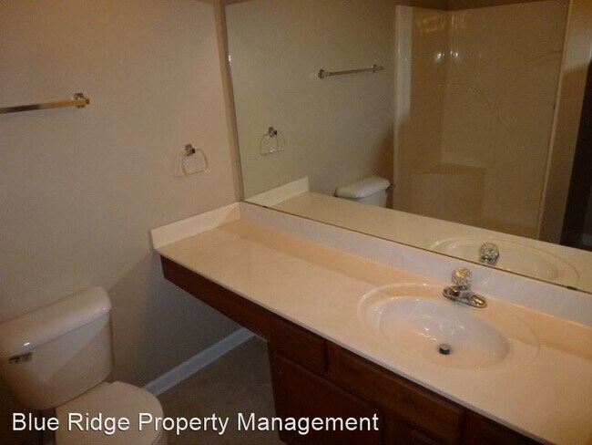 Foto del edificio - 2 br, 2 bath House - 101 Gables Place