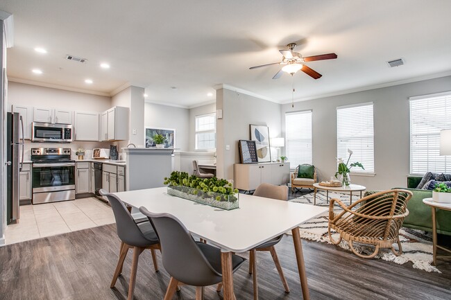 Kitchen and Dining Room area. - The Atlantic Stone Oak