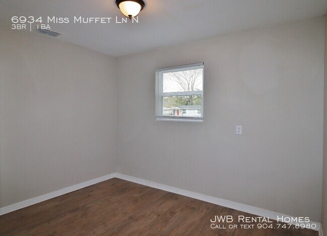 Foto del edificio - 6934 Miss Muffet Ln N