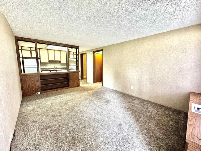 Building Photo - 3032 E Amy Ln