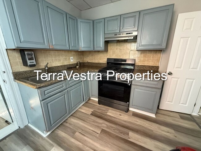 3 Bed Single Family Home in Gloucester City! - 3 Bed Single Family Home in Gloucester City!