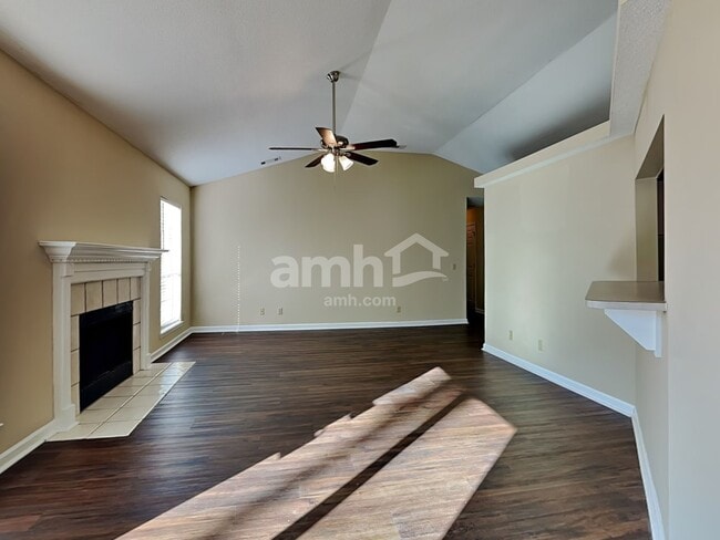 Building Photo - 209 Mariners Way