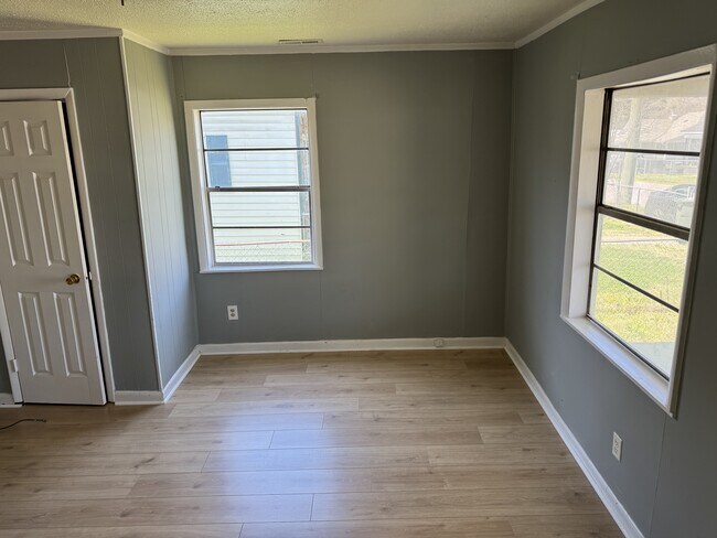 Foto del edificio - 1602 E 48th St
