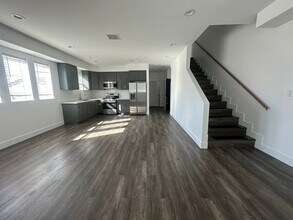 Building Photo - 1623 W 208th St