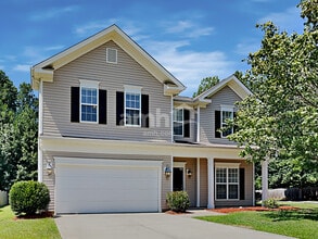 4095 Shadetree Dr