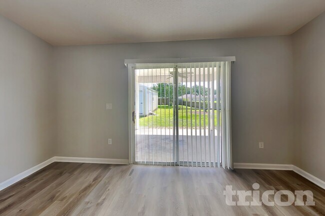 Foto del edificio - 45512 Ingleham Cir