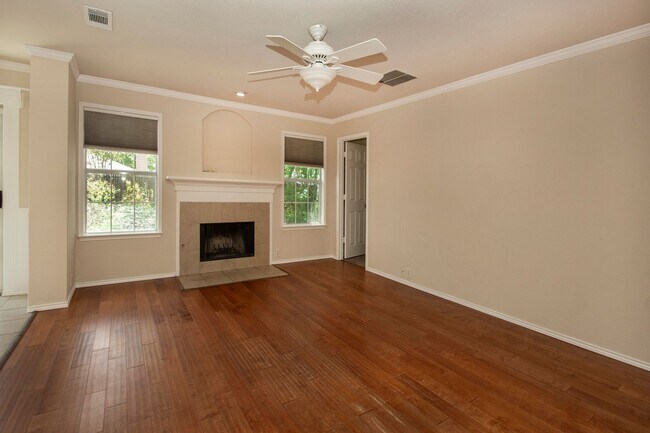 Foto del edificio - Cute house in Sherman for lease