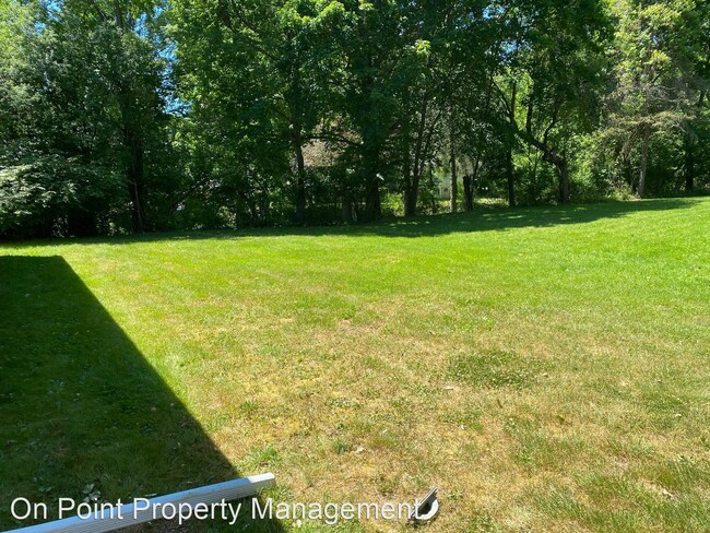 Foto del edificio - 3 br, 1 bath House - 511 Genesee St