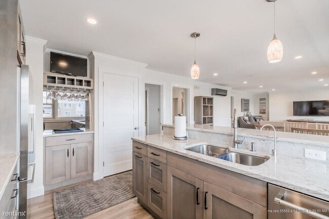 Foto del edificio - 2 br, 2 bath Condo - 3 King St