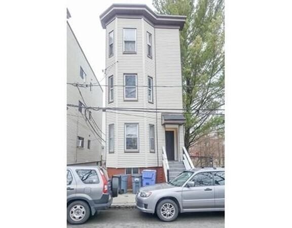 Building Photo - 23 Pine St