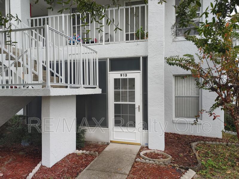 913 SE Mayo Dr, Crystal River, FL 34429 House Rental in Crystal River