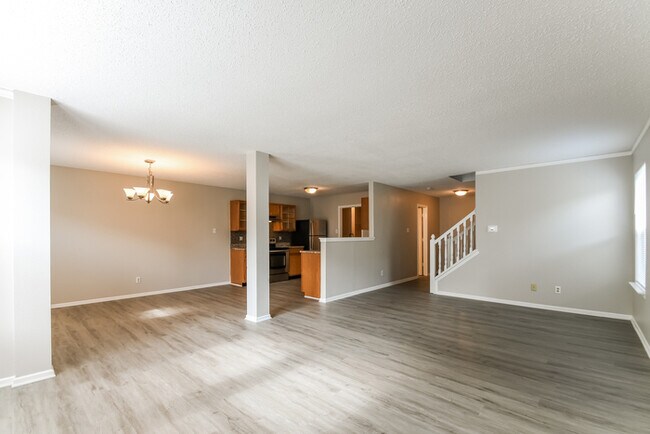 Building Photo - 2394 Collins Way