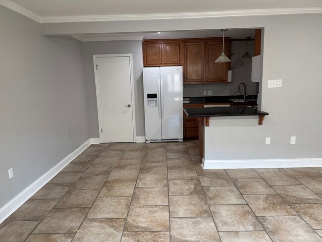 Foto del edificio - Great 2 Bedroom Lease near LSU