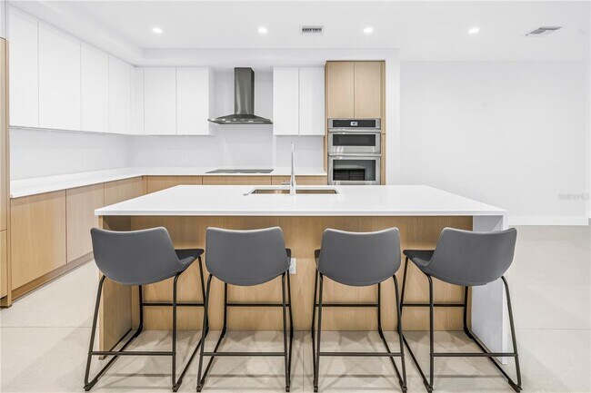 Foto del edificio - 275 1st Ave S