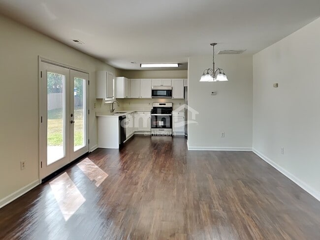 Building Photo - 8849 Laurel Run Dr