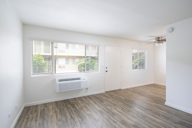 Interior Photo - Palm Estates Apartments