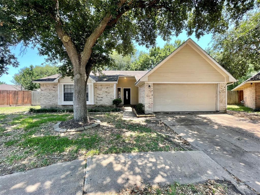 14227 Fitzroy Ct, Houston, TX 77083 House for Rent in Houston, TX