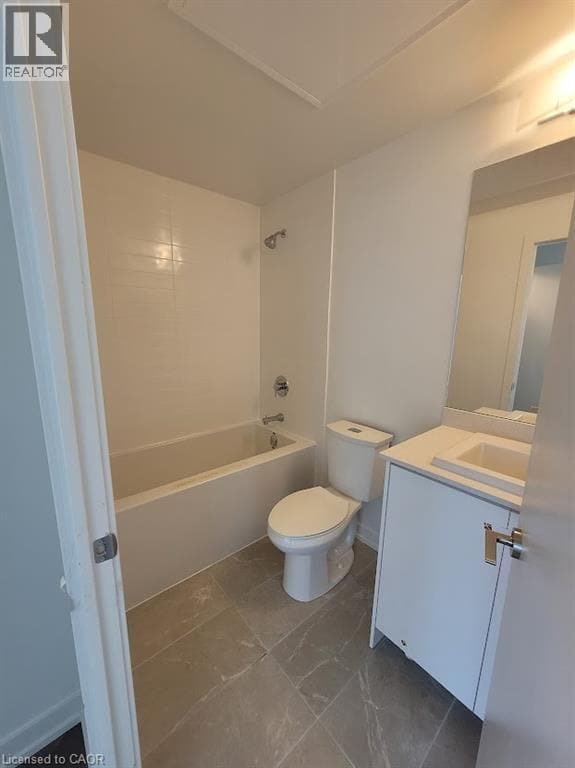 Photo du bâtiment - 55 Duke St W