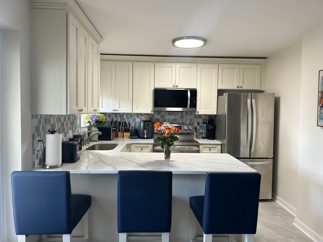 Foto del edificio - 4003 Eastview Ln