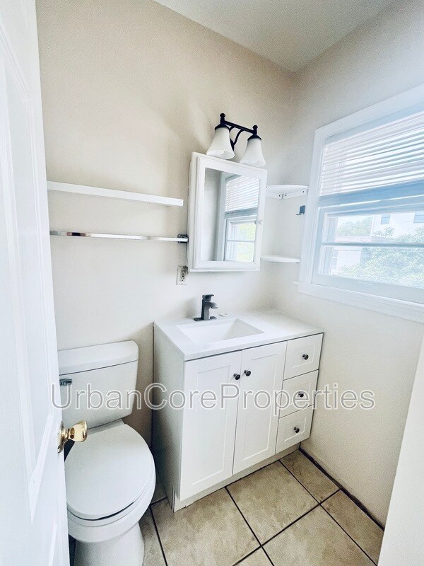 Foto del edificio - 1725 5th St N