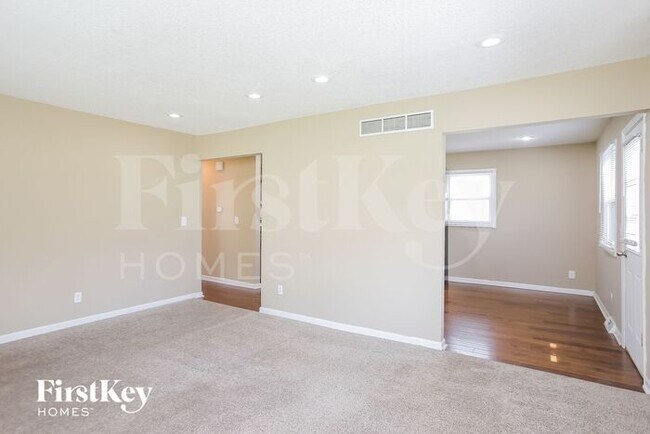 Building Photo - 7029 North Harrison Street