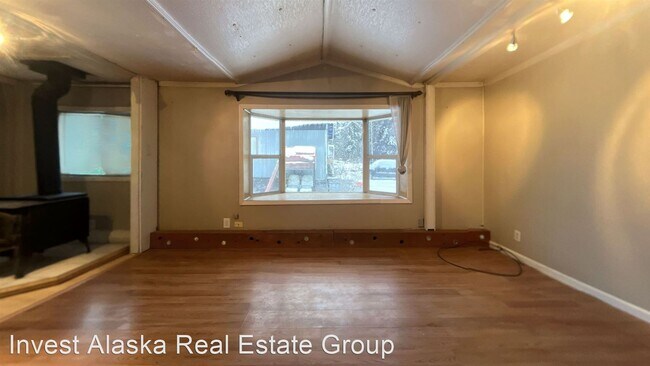 Foto del edificio - 3 br, 1.5 bath House - 237 E 7th Ave