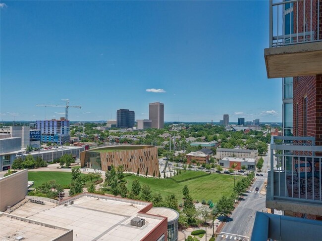 Foto del edificio - 285 Centennial Olympic Park Dr NW