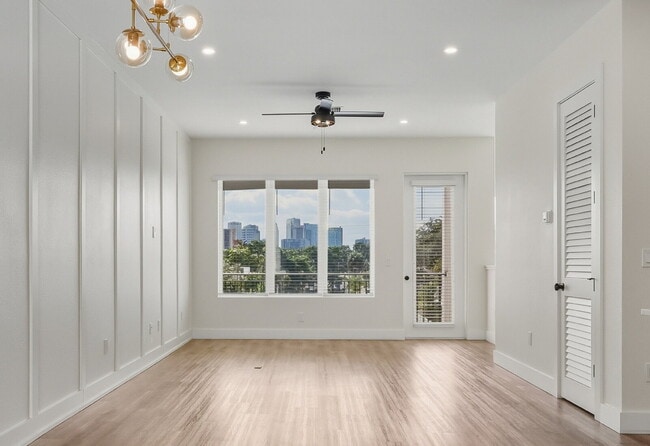 Photo - Luxurious 3 Bedroom Condo with Spacious Layout and Prime Location in Tampa, FL!