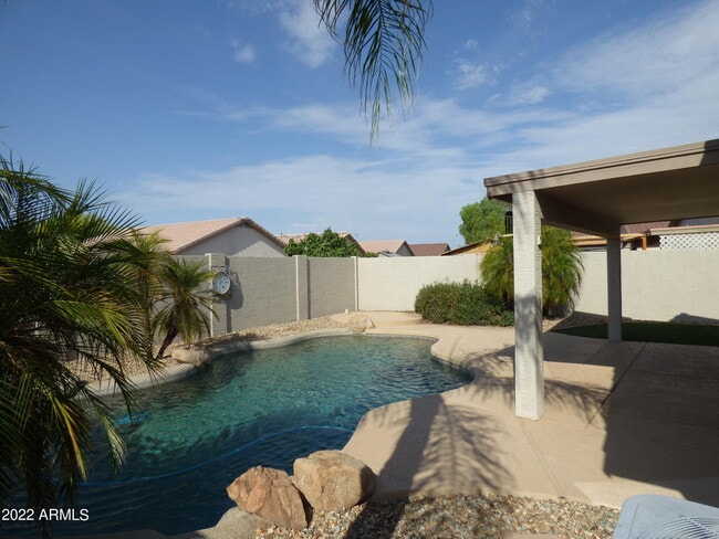 Building Photo - 14943 W Acapulco Ln