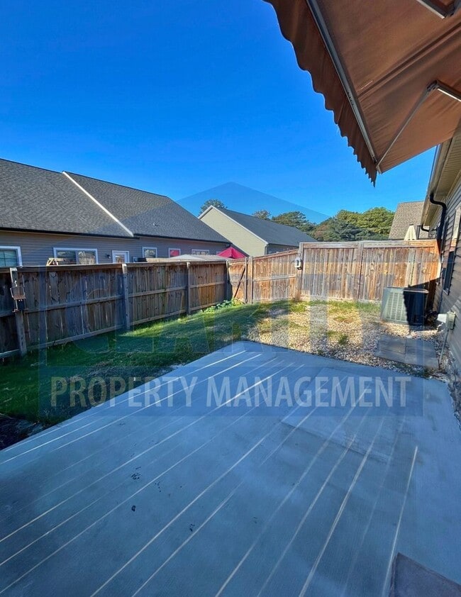 Foto del edificio - Single-level two bedroom townhome!