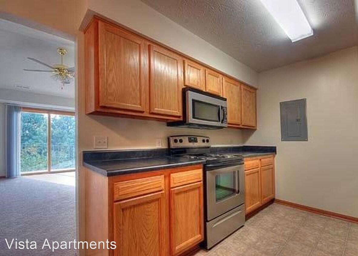 Foto principal - 6300 S 96th St