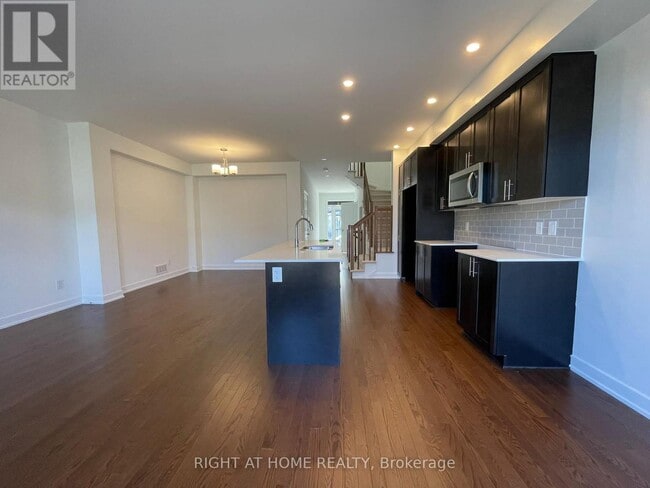 Building Photo - 640 Rathburn Ln
