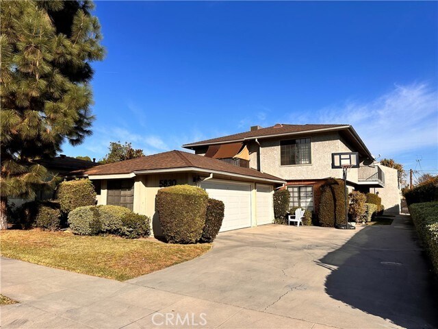 Building Photo - 5830 Cloverly Ave