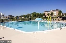 Foto principal - 24907 Pinebrook Rd