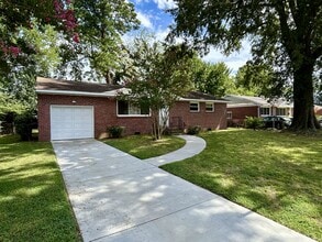 Building Photo - 8120 Halprin Dr