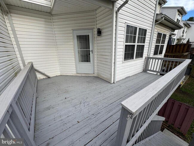 Foto del edificio - 6132 White Marble Ct