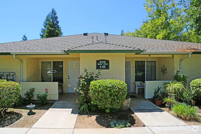 Foto del edificio - Sierra Meadows