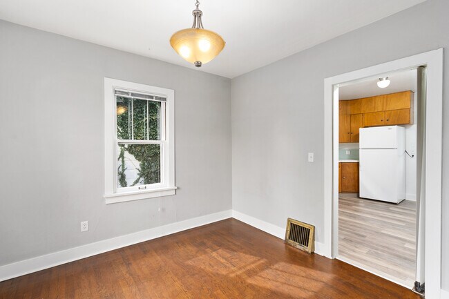 Foto del edificio - 1011 E Nora Ave