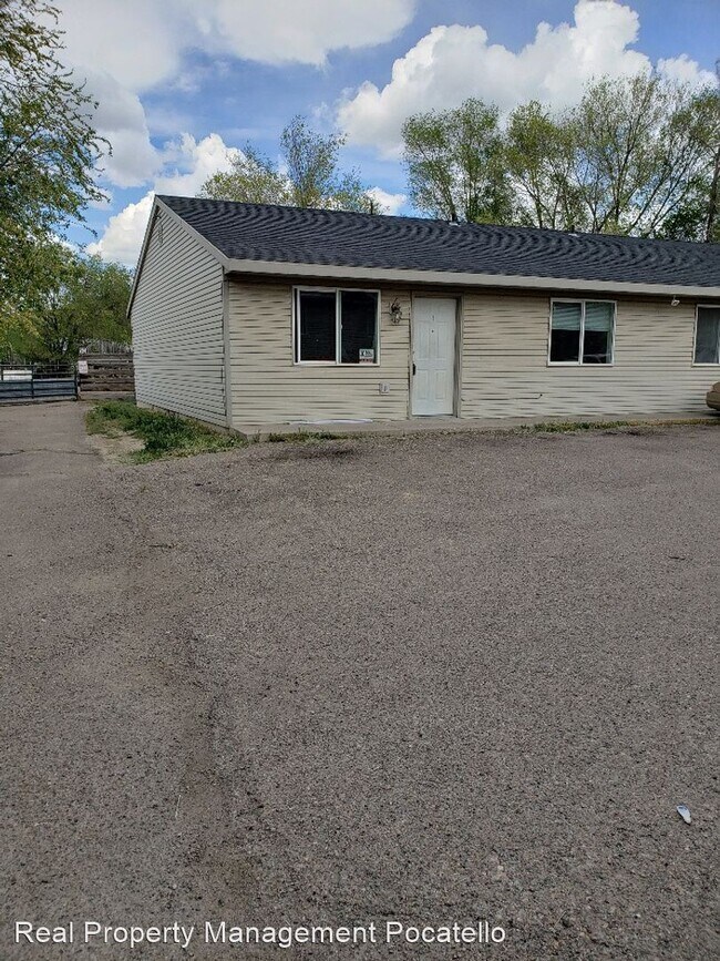 324 Fredregill Rd, Pocatello, ID 83204 Apartment for Rent in