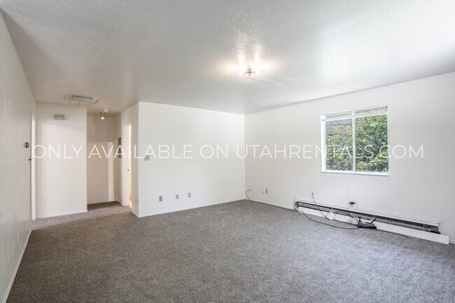 Building Photo - 131 E 300 S